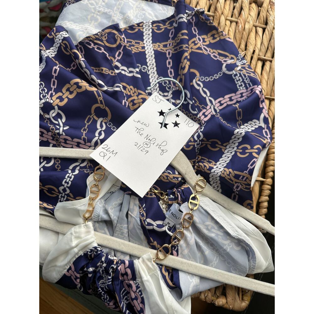 New The Noli Shop Blouse Women's Medium Mika Silky Chain Link Pattern - Picture 3 of 6